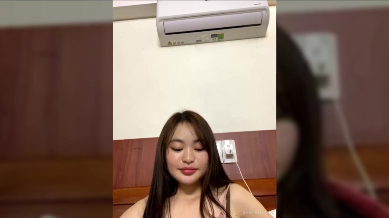 Nhi999 Rare Pussy Show