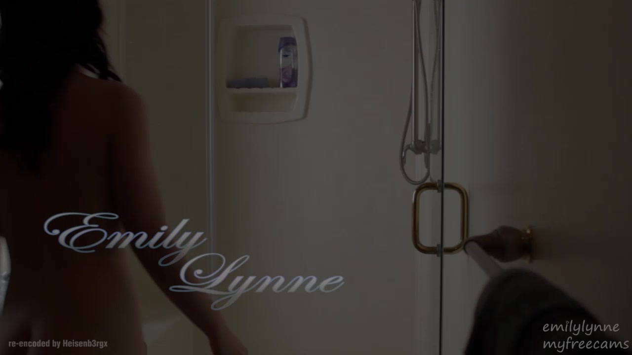 Watch Free Emilylynne - Bird Bath in private premium video Webcam Porn  Video - CamVideos.ORG